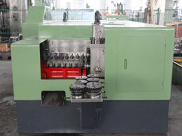 多工位加長(cháng)型冷鐓成型機